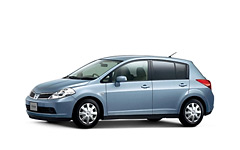 Nissan Tiida Hatchback