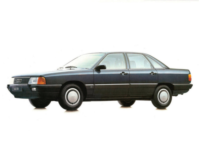 Audi 100 (44,44Q)